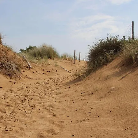 2 Pieces A D'oleron Avec Balcon, Proche Plages, Parking Inclus - Fr-1-246a-289 Apartmán *